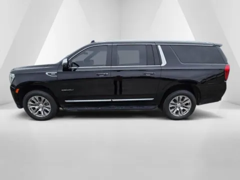 More photos of 2021 GMC Yukon XL Denali at Chillicothe Truck, OH