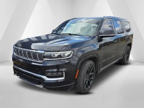 Another view of 2022 Jeep Grand Wagoneer Series III for sale in Chillicothe, OH at Chillicothe Truck