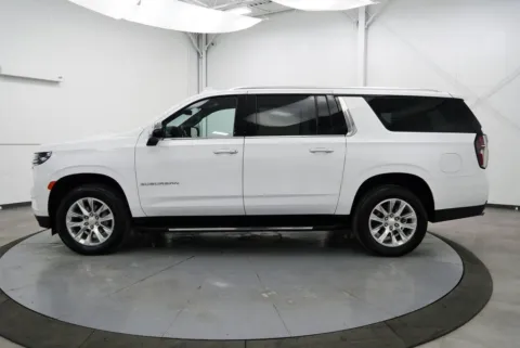 More photos of 2023 Chevrolet Suburban Premier at Chillicothe Truck, OH