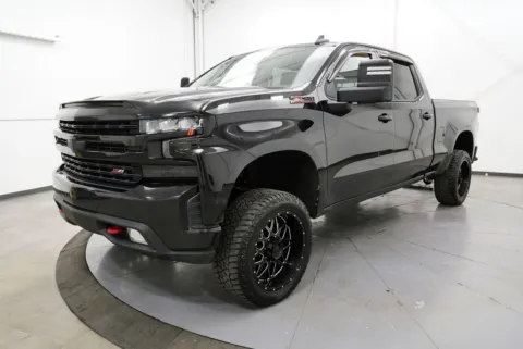 Another view of 2019 Chevrolet Silverado 1500 LT Trail Boss for sale in Chillicothe, OH at Chillicothe Truck