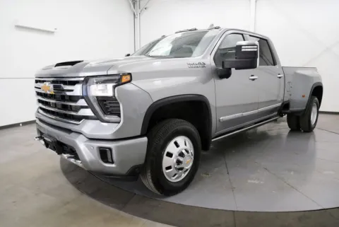 Another view of 2024 Chevrolet Silverado 3500HD High Country for sale in Chillicothe, OH at Chillicothe Truck