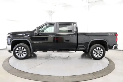 More photos of 2021 Chevrolet Silverado 2500HD LT at Chillicothe Truck, OH