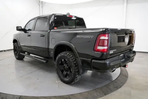 More photos of 2022 Ram 1500 Laramie at Chillicothe Truck, OH