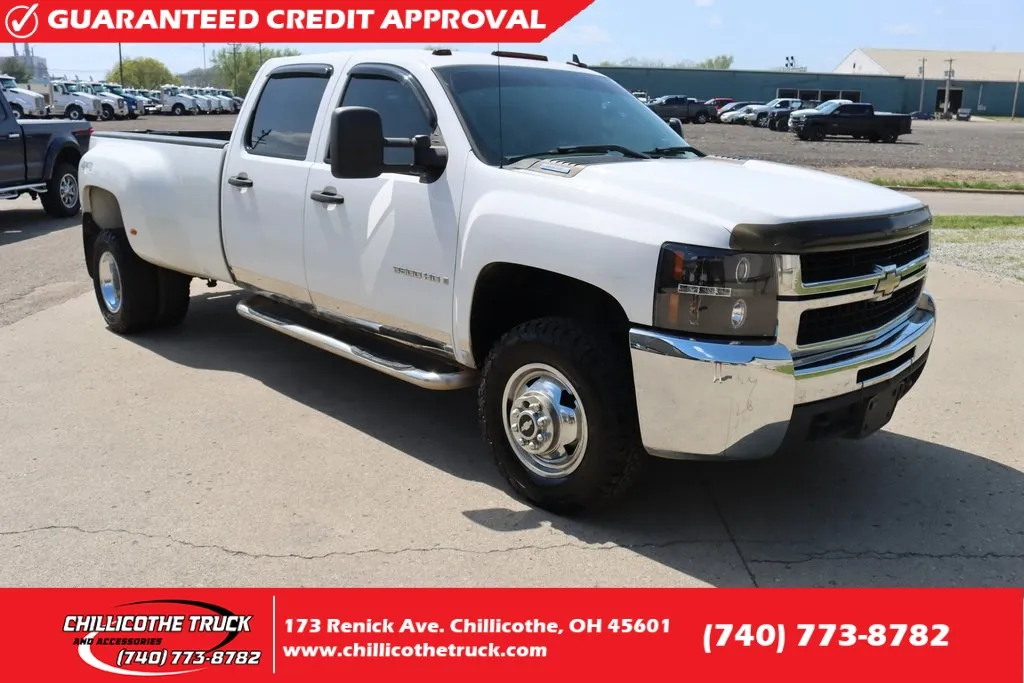 White 2009 Chevrolet Silverado 3500HD Work Truck for sale in Chillicothe, OH