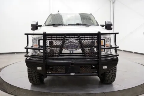 Photos of 2019 Ford F-250SD Lariat for sale in Chillicothe, OH at Chillicothe Truck