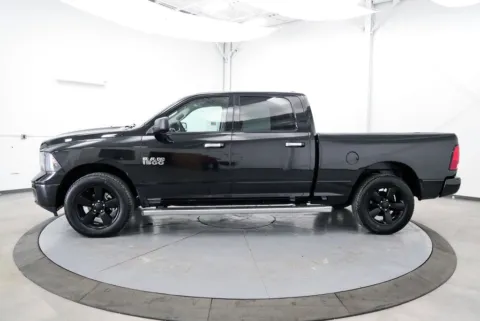 More photos of 2017 Ram 1500 SLT at Chillicothe Truck, OH