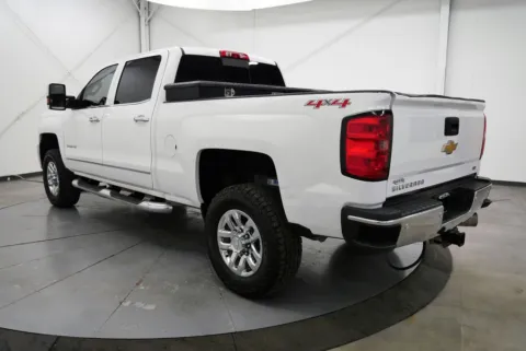 More photos of 2015 Chevrolet Silverado 2500HD LTZ at Chillicothe Truck, OH