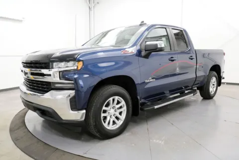 Another view of 2019 Chevrolet Silverado 1500 LT for sale in Chillicothe, OH at Chillicothe Truck