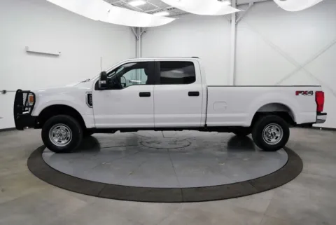 More photos of 2022 Ford F-250SD XL at Chillicothe Truck, OH