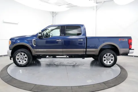 More photos of 2017 Ford F-250SD Lariat at Chillicothe Truck, OH