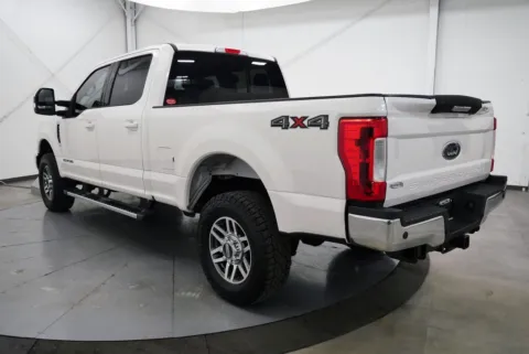 More photos of 2018 Ford F-250SD Lariat at Chillicothe Truck, OH