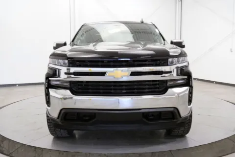 Photos of 2021 Chevrolet Silverado 1500 LT for sale in Chillicothe, OH at Chillicothe Truck