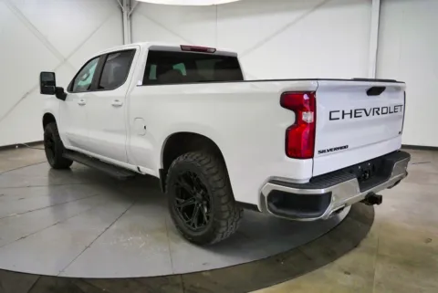 More photos of 2022 Chevrolet Silverado 1500 LTD LT at Chillicothe Truck, OH