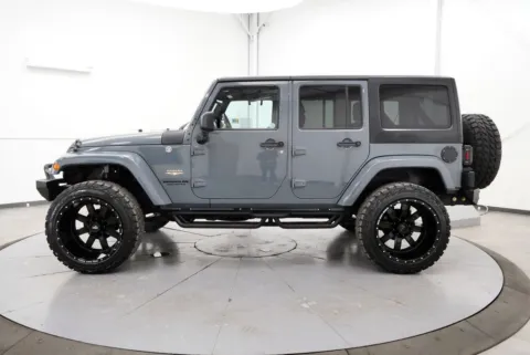 More photos of 2014 Jeep Wrangler Unlimited Sahara at Chillicothe Truck, OH