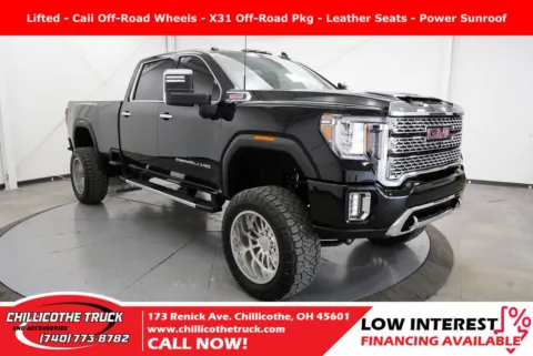 Black 2021 GMC Sierra 2500HD Denali for sale in Chillicothe, OH