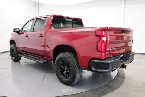 More photos of 2019 Chevrolet Silverado 1500 LT Trail Boss at Chillicothe Truck, OH