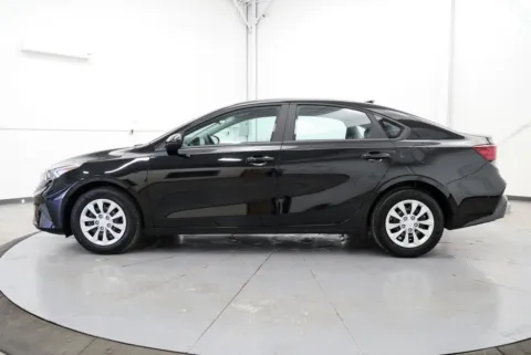 More photos of 2024 Kia Forte LX at Chillicothe Truck, OH