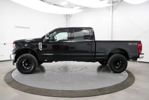 More photos of 2022 Ford F-250SD XLT at Chillicothe Truck, OH