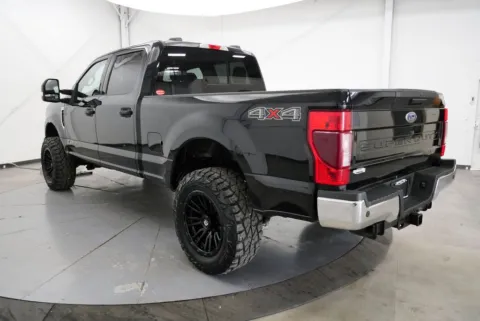 More photos of 2022 Ford F-250SD XLT at Chillicothe Truck, OH