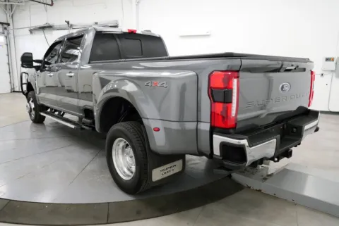 More photos of 2024 Ford F-350SD Lariat at Chillicothe Truck, OH