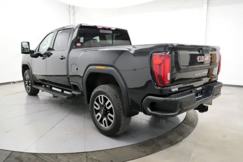 More photos of 2022 GMC Sierra 2500HD AT4 at Chillicothe Truck, OH