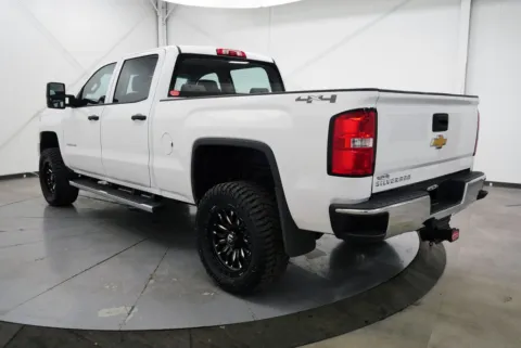 More photos of 2018 Chevrolet Silverado 3500HD Work Truck at Chillicothe Truck, OH