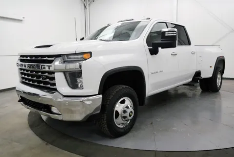 Another view of 2020 Chevrolet Silverado 3500HD LTZ for sale in Chillicothe, OH at Chillicothe Truck