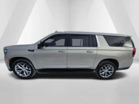 More photos of 2021 GMC Yukon XL SLT at Chillicothe Truck, OH