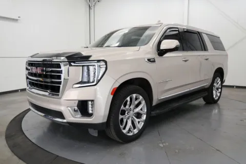 Another view of 2021 GMC Yukon XL SLT for sale in Chillicothe, OH at Chillicothe Truck
