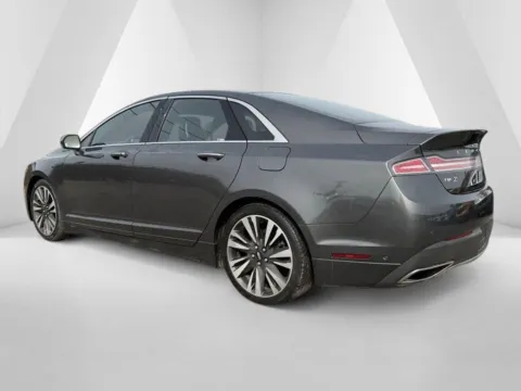 More photos of 2020 Lincoln MKZ Reserve at Chillicothe Truck, OH