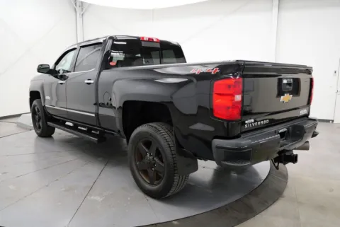 More photos of 2015 Chevrolet Silverado 2500HD High Country at Chillicothe Truck, OH
