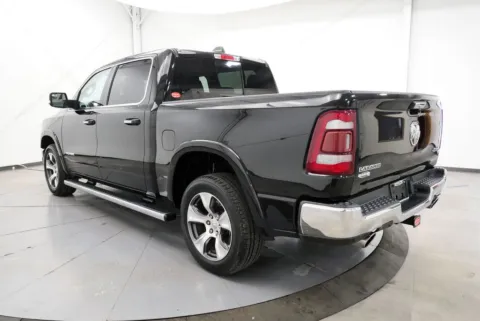 More photos of 2019 Ram 1500 Laramie at Chillicothe Truck, OH