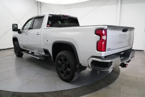 More photos of 2021 Chevrolet Silverado 2500HD LTZ at Chillicothe Truck, OH