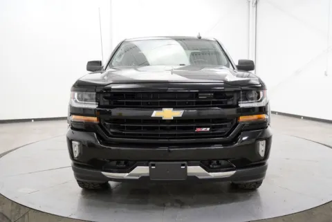 Photos of 2018 Chevrolet Silverado 1500 LT for sale in Chillicothe, OH at Chillicothe Truck