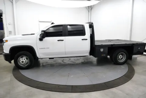 More photos of 2023 Chevrolet Silverado 3500HD Work Truck at Chillicothe Truck, OH