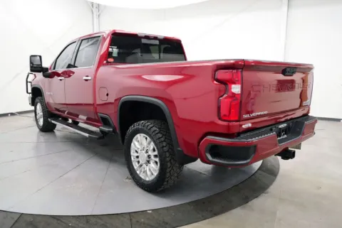 More photos of 2022 Chevrolet Silverado 2500HD High Country at Chillicothe Truck, OH
