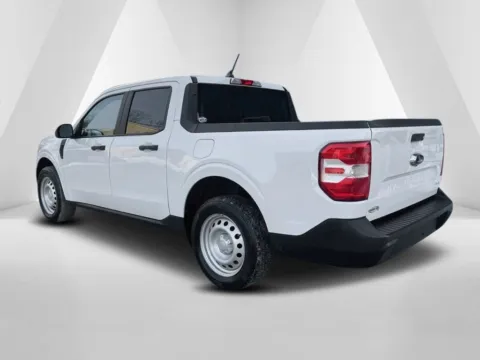 More photos of 2022 Ford Maverick XL at Chillicothe Truck, OH