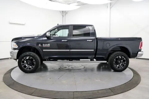 More photos of 2017 Ram 2500 Laramie at Chillicothe Truck, OH