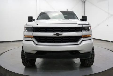 Photos of 2018 Chevrolet Silverado 1500 Custom for sale in Chillicothe, OH at Chillicothe Truck