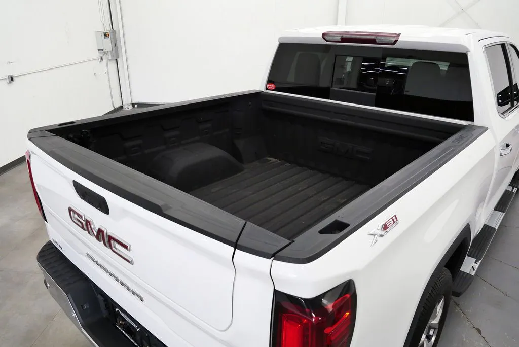 2022 GMC Sierra 1500 SLT - Photo 38