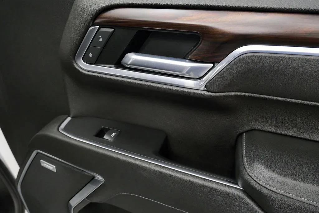 2022 GMC Sierra 1500 SLT - Photo 19