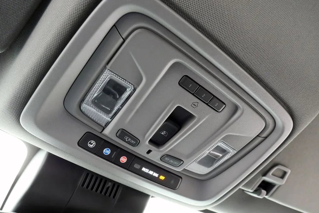2022 GMC Sierra 1500 SLT - Photo 34
