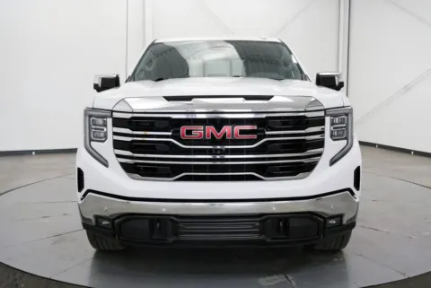 Photos of 2022 GMC Sierra 1500 SLT for sale in Chillicothe, OH at Chillicothe Truck