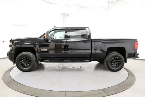 More photos of 2017 Chevrolet Silverado 2500HD LT at Chillicothe Truck, OH