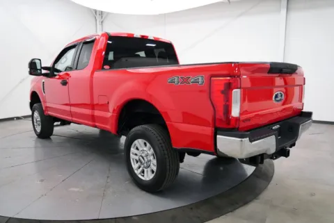 More photos of 2017 Ford F-350SD XLT at Chillicothe Truck, OH