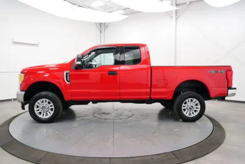 More photos of 2017 Ford F-350SD XLT at Chillicothe Truck, OH