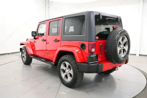 More photos of 2018 Jeep Wrangler JK Unlimited Sahara at Chillicothe Truck, OH