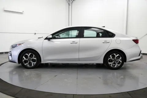 More photos of 2019 Kia Forte LXS at Chillicothe Truck, OH