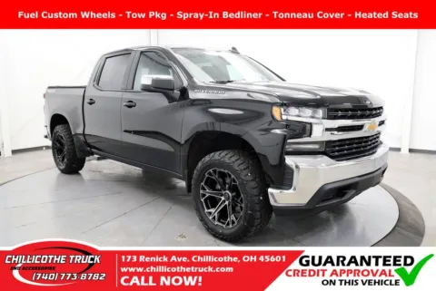 Black 2019 Chevrolet Silverado 1500 LT for sale in Chillicothe, OH