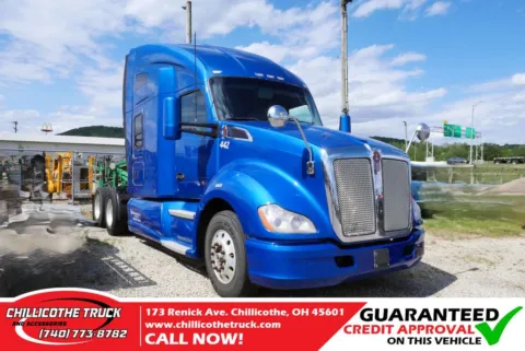Blue 2015 Kenworth 310 T680 for sale in Chillicothe, OH
